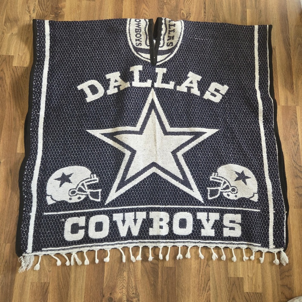 NFL Dallas Cowboys Football Authentic Poncho Blanket jacket Warm Cozy One Size